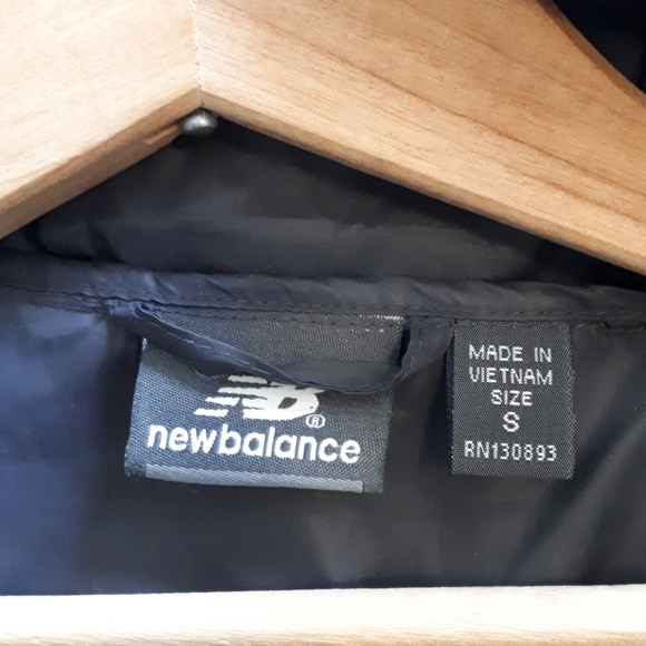 Ultralight New Balance shell - Picture 4 of 4